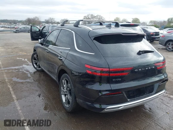 ✅ 2024 Genesis GV70 Advanced • VIN: 5NMMCET11RH002752 • Лот: 41836183. Опубліковано раніше на IAAI з пробігом 10 376 миль. Безкоштовний доступ до архіву аукціонних продажів зі США та докладний звіт про історію автомобіля на DreamBid. Зображення 3.