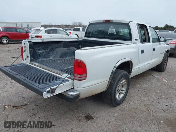 ✅ 2001 Dodge Dakota Sport • VIN: 1B7GL2AN41S208027 • Lot: 44198324. Wystawiony na IAAI z przebiegiem 197 801 mil. Bezpłatny archiwum sprzedaży aukcyjnych z USA i szczegółowy raport historii pojazdu na DreamBid. Zdjęcie 4.