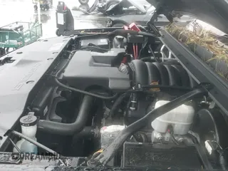 ✅ 2018 Chevrolet Suburban Premier • VIN: 1GNSKJKC7JR184079 • Lot: 43567552. Listed on IAAI with 84,957 mi. Free auction sales archive from the USA and detailed vehicle history report at DreamBid. Image 20.