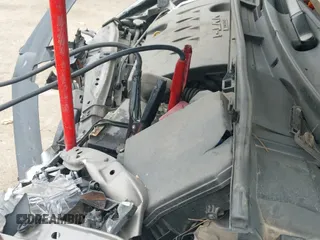 ✅ 2017 Toyota Corolla SE • VIN: 5YFBURHE7HP670681 • Лот: 43113761. Опубликован ранее на IAAI с пробегом 83 116 миль. Бесплатный доступ к архиву аукционных продаж из США и подробный отчёт об истории автомобиля на DreamBid. Изображение 18.