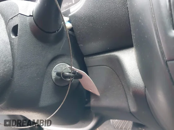 ✅ 2018 Nissan Versa SV • VIN: 3N1CN7AP1JL863626 • Lot: 44060644. Wystawiony na IAAI z przebiegiem Nie podano. Bezpłatny archiwum sprzedaży aukcyjnych z USA i szczegółowy raport historii pojazdu na DreamBid. Zdjęcie 11.