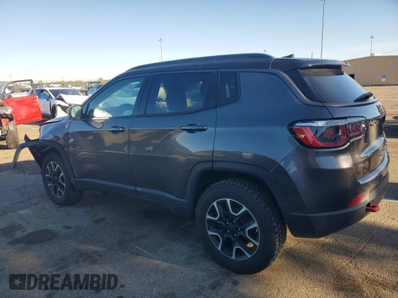 ✅ 2019 Jeep Compass Trailhawk • VIN: 3C4NJDDB4KT775798 • Лот: 53378046. Опубліковано раніше на Copart з пробігом 101 115 миль. Безкоштовний доступ до архіву аукціонних продажів зі США та докладний звіт про історію автомобіля на DreamBid. Зображення 2.