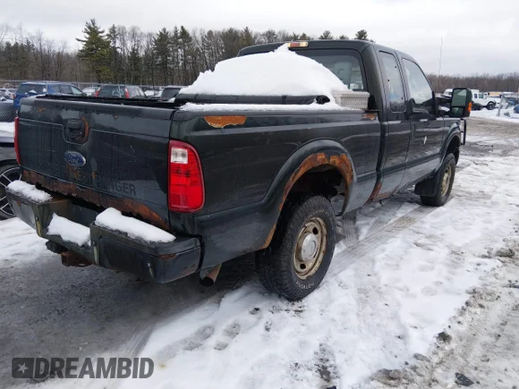 ✅ 2015 Ford F-250 XLT • VIN: 1FT7X2B66FEB89482 • Lot: 44519846. Listed on IAAI with 186,855 mi. Free auction sales archive from the USA and detailed vehicle history report at DreamBid. Image 4.