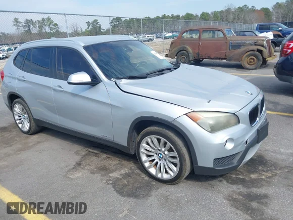 ✅ 2014 BMW X1 sDrive28i • VIN: WBAVM1C55EVW47508 • Лот: 41694809. Опубликован ранее на IAAI с пробегом 136 895 миль. Бесплатный доступ к архиву аукционных продаж из США и подробный отчёт об истории автомобиля на DreamBid. Изображение 1.