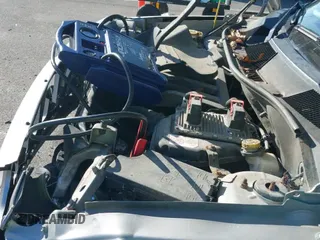 ✅ 2016 Jeep Patriot Latitude • VIN: 1C4NJRFB7GD557605 • Lot: 43567670. Wystawiony na IAAI z przebiegiem 83 306 mil. Bezpłatny archiwum sprzedaży aukcyjnych z USA i szczegółowy raport historii pojazdu na DreamBid. Zdjęcie 20.