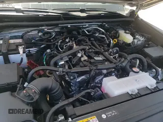 ✅ 2025 Toyota 4Runner SR5 • VIN: JTEVA5BR8S5011874 • Lot: 60823135. Wystawiony na Copart z przebiegiem 1 530 mil. Bezpłatny archiwum sprzedaży aukcyjnych z USA i szczegółowy raport historii pojazdu na DreamBid. Zdjęcie 15.