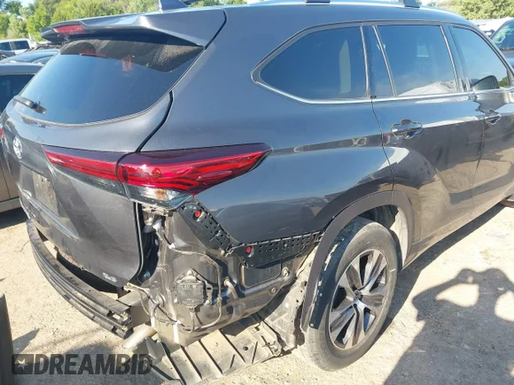 ✅ 2020 Toyota Highlander XLE • VIN: 5TDGZRAH7LS504754 • Lot: 42687198. Wystawiony na IAAI z przebiegiem 35 877 mil. Bezpłatny archiwum sprzedaży aukcyjnych z USA i szczegółowy raport historii pojazdu na DreamBid. Zdjęcie 4.