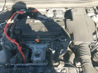 ✅ 2018 Honda Accord Touring • VIN: 1HGCV3F97JA010561 • Лот: 43466959. Опубликован ранее на IAAI с пробегом 87 968 миль. Бесплатный доступ к архиву аукционных продаж из США и подробный отчёт об истории автомобиля на DreamBid. Изображение 23.