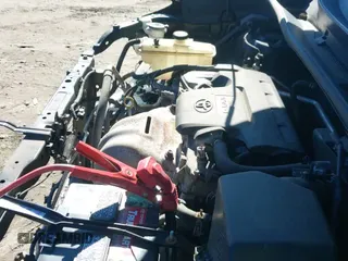 ✅ 2015 Toyota RAV4 XLE • VIN: 2T3RFREV3FW352539 • Lot: 43473048. Listed on IAAI with 65,018 mi. Free auction sales archive from the USA and detailed vehicle history report at DreamBid. Image 19.