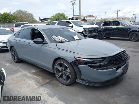 ✅ 2025 Honda Accord Sport • VIN: 1HGCY2F59SA026311 • Lot: 45003338. Wystawiony na IAAI z przebiegiem 23 879 mil. Bezpłatny archiwum sprzedaży aukcyjnych z USA i szczegółowy raport historii pojazdu na DreamBid. Zdjęcie 1.