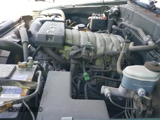 ✅ 2003 Toyota Tundra Limited • VIN: 5TBRT38143S376224 • Lot: 42569457. Listed on IAAI with 322,328 mi. Free auction sales archive from the USA and detailed vehicle history report at DreamBid. Image 19.