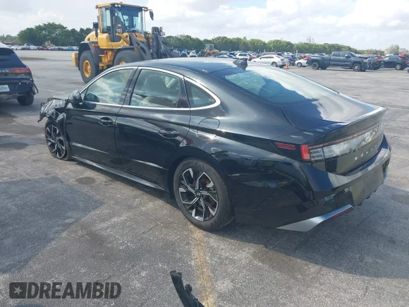✅ 2025 Hyundai Sonata SEL • VIN: KMHL64JA2SA452471 • Lot: 44548450. Wystawiony na IAAI z przebiegiem 23 494 mil. Bezpłatny archiwum sprzedaży aukcyjnych z USA i szczegółowy raport historii pojazdu na DreamBid. Zdjęcie 3.