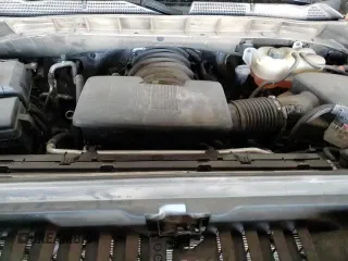 ✅ 2019 GMC Sierra 1500 SLT • VIN: 3GTU9DEL2KG180114 • Lot: 81344895. Wystawiony na Copart z przebiegiem 123 569 mil. Bezpłatny archiwum sprzedaży aukcyjnych z USA i szczegółowy raport historii pojazdu na DreamBid. Zdjęcie 13.