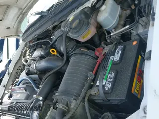 ✅ 2006 Ford F-250 XL • VIN: 1FTSW20P16EC61844 • Lot: 42520825. Wystawiony na IAAI z przebiegiem 285 692 mil. Bezpłatny archiwum sprzedaży aukcyjnych z USA i szczegółowy raport historii pojazdu na DreamBid. Zdjęcie 13.