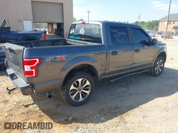 ✅ 2019 Ford F-150 XL • VIN: 1FTEW1C50KKE12234 • Lot: 42197824. Wystawiony na IAAI z przebiegiem 130 738 mil. Bezpłatny archiwum sprzedaży aukcyjnych z USA i szczegółowy raport historii pojazdu na DreamBid. Zdjęcie 4.