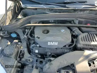 ✅ 2017 BMW X1 sDrive28i • VIN: WBXHU7C35HP924607 • Лот: 94376385. Опубликован ранее на Copart с пробегом 70 868 миль. Бесплатный доступ к архиву аукционных продаж из США и подробный отчёт об истории автомобиля на DreamBid. Изображение 13.