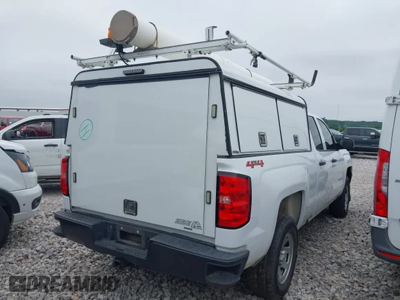 ✅ 2018 Chevrolet Silverado 1500 Work Truck • VIN: 1GCVKNEH6JZ253817 • Lot: 45037088. Wystawiony na IAAI z przebiegiem 225 621 mil. Bezpłatny archiwum sprzedaży aukcyjnych z USA i szczegółowy raport historii pojazdu na DreamBid. Zdjęcie 4.