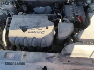 ✅ 2018 Mitsubishi Outlander ES • VIN: JA4AZ3A38JZ040077 • Lot: 91660725. Listed on Copart with 102,471 mi. Free auction sales archive from the USA and detailed vehicle history report at DreamBid. Image 16.