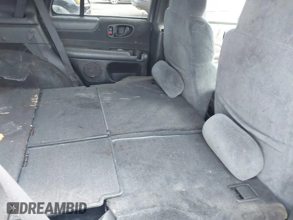 ✅ 2000 Chevrolet Blazer LS • VIN: 1GNCS13W0Y2262721 • Lot: 42538224. Wystawiony na IAAI z przebiegiem Nie podano. Bezpłatny archiwum sprzedaży aukcyjnych z USA i szczegółowy raport historii pojazdu na DreamBid. Zdjęcie 8.
