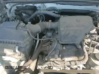 ✅ 2019 Toyota Tacoma SR • VIN: 5TFRX5GNXKX153545 • Lot: 86781075. Wystawiony na Copart z przebiegiem 66 964 mil. Bezpłatny archiwum sprzedaży aukcyjnych z USA i szczegółowy raport historii pojazdu na DreamBid. Zdjęcie 13.