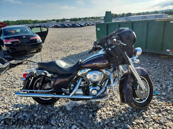 ✅ 2006 HARLEY-DAVIDSON FL FLHXI • VIN: 1HD1KBW146Y685221 • Lot: 58009566. Wystawiony na Copart z przebiegiem 38 749 mil. Bezpłatny archiwum sprzedaży aukcyjnych z USA i szczegółowy raport historii pojazdu na DreamBid. Zdjęcie 1.