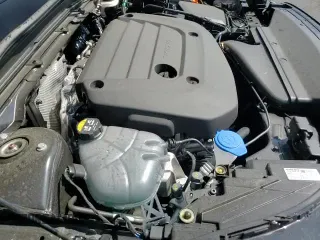 ✅ 2025 Volvo XC40 Plus Dark Theme • VIN: YV4L12UCXS2575995 • Lot: 71167045. Listed on Copart with 7,306 mi. Free auction sales archive from the USA and detailed vehicle history report at DreamBid. Image 14.