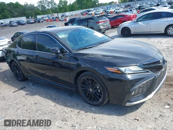 ✅ 2021 Toyota Camry XSE • VIN: 4T1K61AK1MU542375 • Lot: 44849517. Wystawiony na IAAI z przebiegiem 40 080 mil. Bezpłatny archiwum sprzedaży aukcyjnych z USA i szczegółowy raport historii pojazdu na DreamBid. Zdjęcie 1.