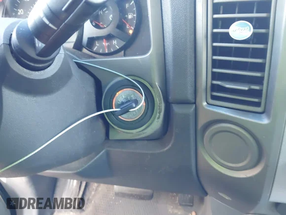 ✅ 2006 Nissan Armada SE • VIN: 5N1AA08A76N709269 • Lot: 43405566. Wystawiony na IAAI z przebiegiem 196 491 mil. Bezpłatny archiwum sprzedaży aukcyjnych z USA i szczegółowy raport historii pojazdu na DreamBid. Zdjęcie 11.