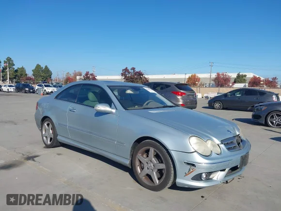 ✅ 2008 Mercedes-Benz CLK 350 • VIN: WDBTJ56HX8F246081 • Lot: 43888858. Wystawiony na IAAI z przebiegiem 194 557 mil. Bezpłatny archiwum sprzedaży aukcyjnych z USA i szczegółowy raport historii pojazdu na DreamBid. Zdjęcie 1.