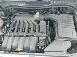 ✅ 2013 Volkswagen CC Executive • VIN: WVWGU7AN3DE524175 • Lot: 42401952. Wystawiony na IAAI z przebiegiem 165 023 mil. Bezpłatny archiwum sprzedaży aukcyjnych z USA i szczegółowy raport historii pojazdu na DreamBid. Zdjęcie 14.