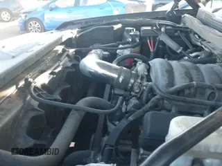 ✅ 2015 Chevrolet Silverado 1500 LT • VIN: 1GCRCREH2FZ165750 • Lot: 43768485. Wystawiony na IAAI z przebiegiem 214 597 mil. Bezpłatny archiwum sprzedaży aukcyjnych z USA i szczegółowy raport historii pojazdu na DreamBid. Zdjęcie 19.