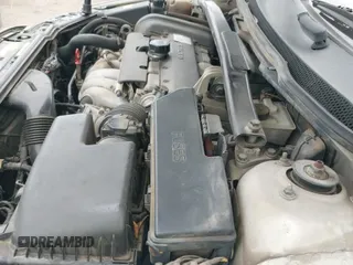 ✅ 2001 Volvo V70 • VIN: YV1SW61R212113973 • Лот: 42770975. Опубликован ранее на IAAI с пробегом 280 789 миль. Бесплатный доступ к архиву аукционных продаж из США и подробный отчёт об истории автомобиля на DreamBid. Изображение 13.