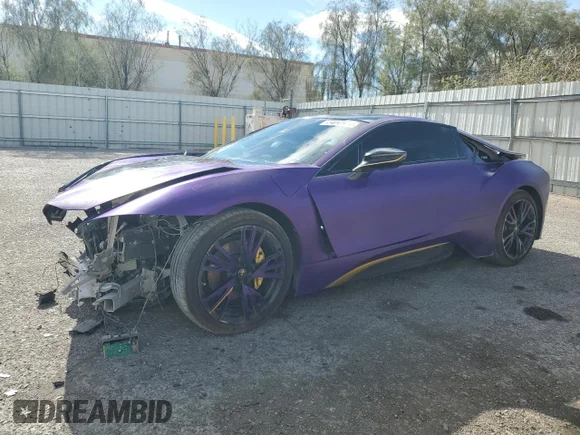 ✅ 2019 BMW i8 • VIN: WBY2Z4C53K7D15965 • Lot: 93128205. Wystawiony na Copart z przebiegiem 52 755 mil. Bezpłatny archiwum sprzedaży aukcyjnych z USA i szczegółowy raport historii pojazdu na DreamBid. Zdjęcie 1.
