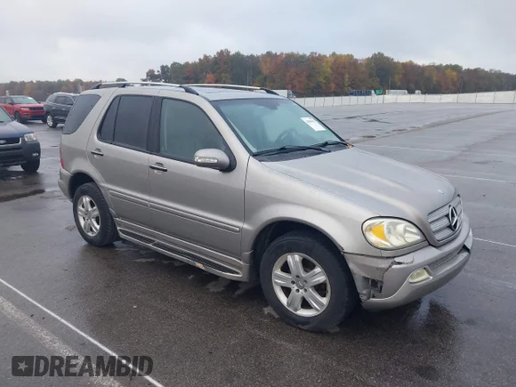 ✅ 2005 Mercedes-Benz M 350 • VIN: 4JGAB57E95A566099 • Lot: 43503119. Listed on IAAI with 186,626 mi. Free auction sales archive from the USA and detailed vehicle history report at DreamBid. Image 1.