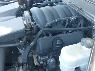 2014 Chevrolet Silverado 1500 LT z VIN 1GCRCREH9EZ321345, wystawiony jako IAAI lot #43542809 z przebiegiem 140 258 mil mil oraz . Historia ofert i sprzedaży dostępna na DreamBid. Obrazek 19.