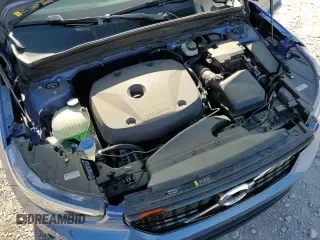 ✅ 2021 Volvo XC40 R-Design • VIN: YV4162UM9M2483779 • Lot: 90021825. Wystawiony na Copart z przebiegiem 25 784 mil. Bezpłatny archiwum sprzedaży aukcyjnych z USA i szczegółowy raport historii pojazdu na DreamBid. Zdjęcie 14.