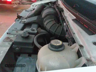 ✅ 2001 Ford Econoline Cargo Commercial • VIN: 1FTSE34L41HB29863 • Lot: 43761225. Wystawiony na IAAI z przebiegiem 111 481 mil. Bezpłatny archiwum sprzedaży aukcyjnych z USA i szczegółowy raport historii pojazdu na DreamBid. Zdjęcie 12.