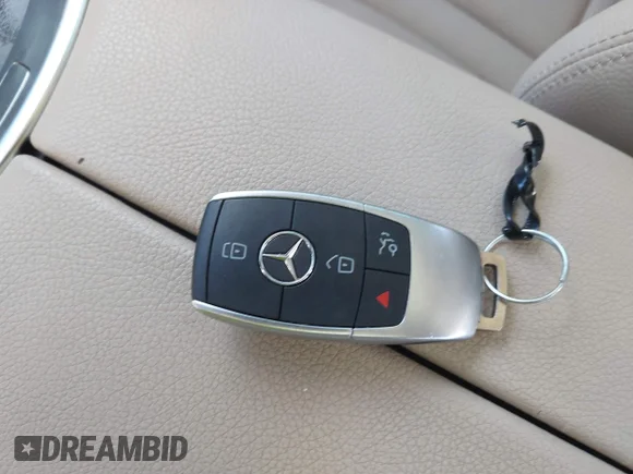 ✅ 2021 Mercedes-Benz GLC 300 • VIN: W1N0G8EB4MF904739 • Lot: 45258287. Listed on IAAI with 72,486 mi. Free auction sales archive from the USA and detailed vehicle history report at DreamBid. Image 11.