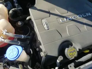 ✅ 2017 Lincoln MKX Select • VIN: 2LMPJ6KR1HBL25499 • Lot: 68192735. Listed on Copart with 102,664 mi. Free auction sales archive from the USA and detailed vehicle history report at DreamBid. Image 14.