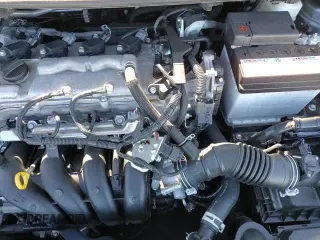 ✅ 2022 Toyota Corolla XLE • VIN: 5YFFPMAE6NP325949 • Lot: 92996195. Wystawiony na Copart z przebiegiem 64 662 mil. Bezpłatny archiwum sprzedaży aukcyjnych z USA i szczegółowy raport historii pojazdu na DreamBid. Zdjęcie 14.