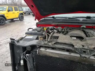 ✅ 2017 GMC Sierra 1500 • VIN: 1GTV2LEC1HZ120062 • Lot: 92409665. Listed on Copart with 90,059 mi. Free auction sales archive from the USA and detailed vehicle history report at DreamBid. Image 13.