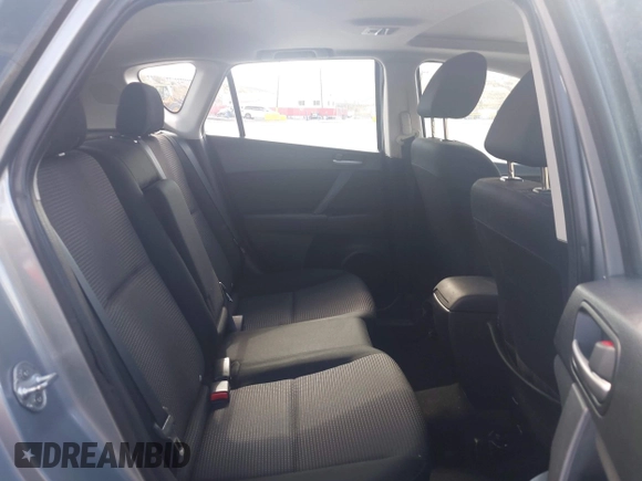 ✅ 2012 Mazda 3 i Touring • VIN: JM1BL1L80C1549607 • Лот: 45247197. Опубліковано раніше на IAAI з пробігом 108 158 миль. Безкоштовний доступ до архіву аукціонних продажів зі США та докладний звіт про історію автомобіля на DreamBid. Зображення 8.