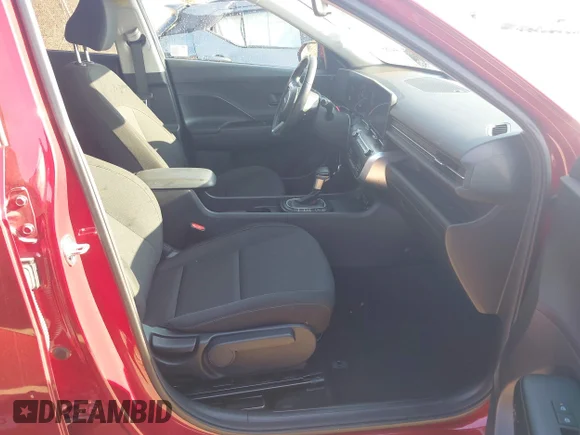 ✅ 2024 Hyundai Kona SEL • VIN: KM8HBCAB8RU127790 • Lot: 44185957. Wystawiony na IAAI z przebiegiem 37 539 mil. Bezpłatny archiwum sprzedaży aukcyjnych z USA i szczegółowy raport historii pojazdu na DreamBid. Zdjęcie 5.