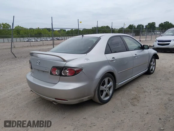 ✅ 2008 Mazda 6 S Sport VE • VIN: 1YVHP80DX85M12239 • Lot: 45319268. Wystawiony na IAAI z przebiegiem 190 765 mil. Bezpłatny archiwum sprzedaży aukcyjnych z USA i szczegółowy raport historii pojazdu na DreamBid. Zdjęcie 4.