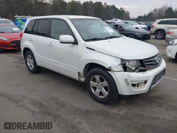 ✅ 2013 Suzuki Grand Vitara Premium • VIN: JS3TE0D69D4100031 • Лот: 44462030. Опубліковано раніше на IAAI з пробігом 141 411 миль. Безкоштовний доступ до архіву аукціонних продажів зі США та докладний звіт про історію автомобіля на DreamBid. Зображення 1.