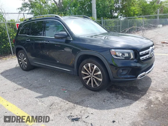 ✅ 2020 Mercedes-Benz GLB 250 • VIN: W1N4M4GB0LW032557 • Лот: 45370669. Опубліковано раніше на IAAI з пробігом 70 729 миль. Безкоштовний доступ до архіву аукціонних продажів зі США та докладний звіт про історію автомобіля на DreamBid. Зображення 1.