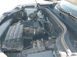 ✅ 2019 Volkswagen Atlas SE • VIN: 1V2WR2CAXKC522408 • Lot: 42684633. Wystawiony na IAAI z przebiegiem 126 337 mil. Bezpłatny archiwum sprzedaży aukcyjnych z USA i szczegółowy raport historii pojazdu na DreamBid. Zdjęcie 19.