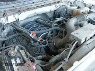 ✅ 2013 Ford F-150 XL • VIN: 1FTNF1CF2DKE46719 • Lot: 42865368. Wystawiony na IAAI z przebiegiem 358 593 mil. Bezpłatny archiwum sprzedaży aukcyjnych z USA i szczegółowy raport historii pojazdu na DreamBid. Zdjęcie 23.