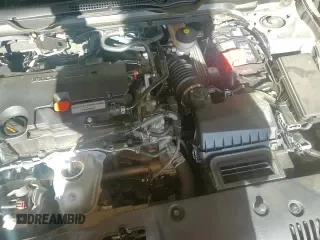 ✅ 2019 Honda Civic LX • VIN: 2HGFC2F61KH526940 • Лот: 84957065. Опубликован ранее на Copart с пробегом 51 543 миль. Бесплатный доступ к архиву аукционных продаж из США и подробный отчёт об истории автомобиля на DreamBid. Изображение 15.