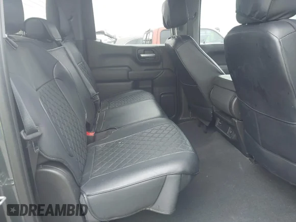 ✅ 2021 Chevrolet Silverado 1500 Custom • VIN: 1GCPWBEK9MZ234156 • Lot: 44285004. Wystawiony na IAAI z przebiegiem 54 700 mil. Bezpłatny archiwum sprzedaży aukcyjnych z USA i szczegółowy raport historii pojazdu na DreamBid. Zdjęcie 8.